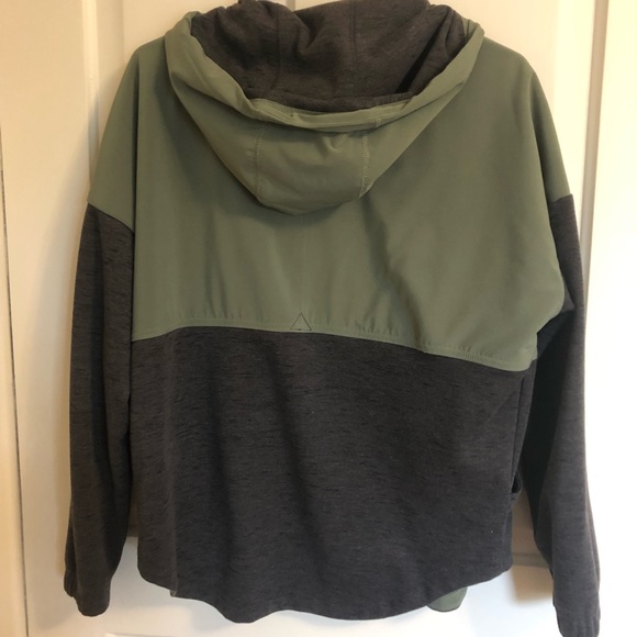 Womens Columbia zipper sweater - Picture 2 of 2